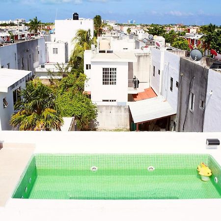 Apartamento privado, NUEVO Jacuzzi Rooftop, AC, GRAN WF Cancún Esterno foto